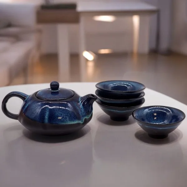 Aura Teapot Set